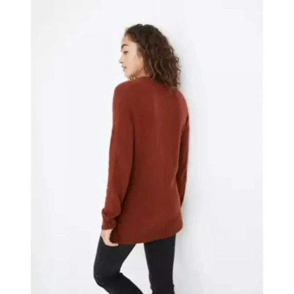 Madewell Bartlett V-Neck Pullover Sweater in Coziest Yarn Oversized Maro… - Picture 2 of 14